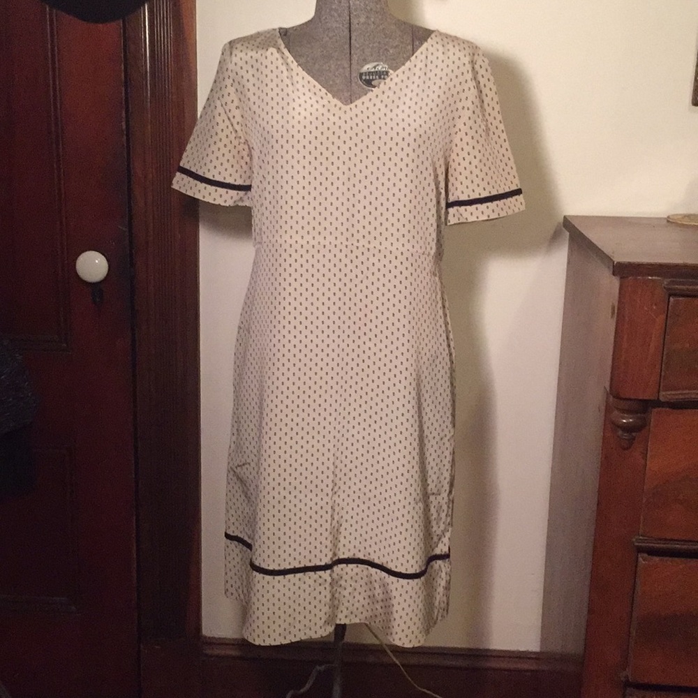 Silk vintage style DKNY dress with velvet trim.